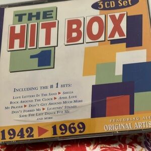 The hit box 1942-1969 3 cd set